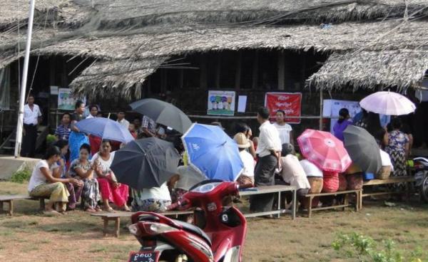 ၂၀၁၅ ရွေးကောက်ပွဲ-သံဖြူဇရပ်မြို့ အောင်ကုသိုလ်ရပ်ကွက်မူလတန်းကျောင်း မဲရုံ (MNA)