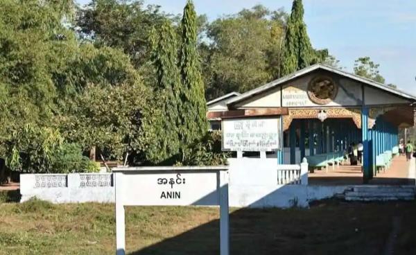 Photo credit - မြန်မာ့မီးရထား