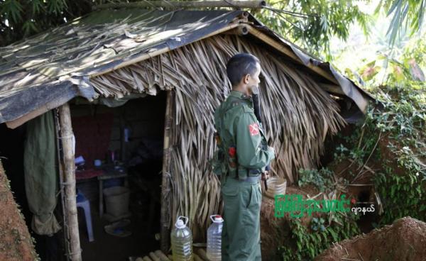 KIA ရှေ့တန်းစခန်းငယ်တစ်ခု။ (ပုံဟောင်းဖြစ်ပါသည်)