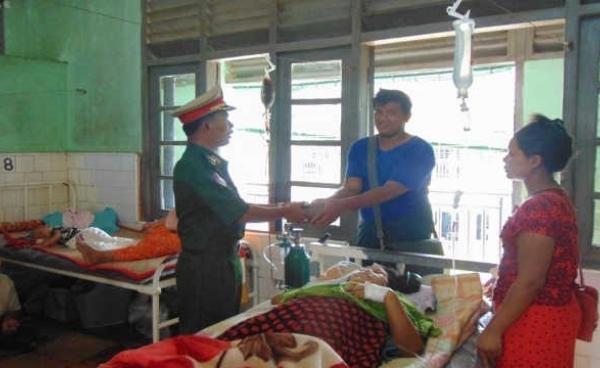 မော်လမြိုင် ဆေးရုံကြီး၌ ဒေါ်မိပို(ခ)တင်ဇာလွင် ဆေးကုသခံယူစဉ် (တပ်မတော်ကာကွယ်ရေးဦးစီးချုပ်ရုံး)