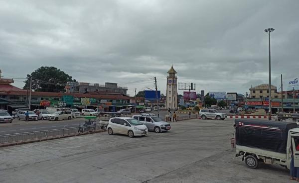 ဓာတ်ပုံ - (ပုံဟောင်း) Greeting from Myanmar လူမှုကွန်ရက်