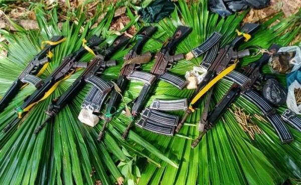 Photo - PDF (ပုလော)