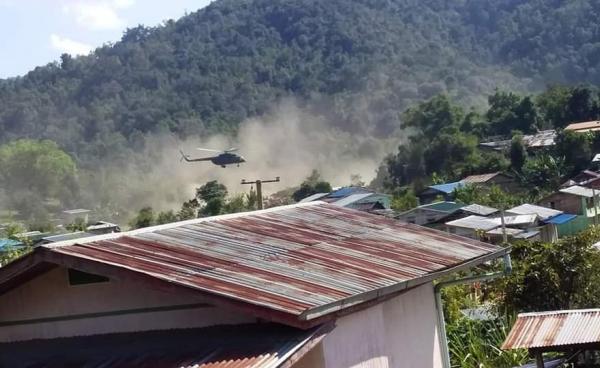 Credit to Mongngaw youth- နိုဝင်ဘာလ ၂၀ ရက်နေ့က မိုင်းငေါ့နဲ့ကျောက်မဲကြား ကျေးရွာတွေအပေါ်ဝဲပျံသည့်တပ်မတော်ရဟတ်ယာဉ်