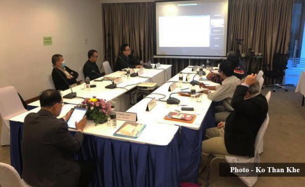 ငြိမ်းချမ်းရေး လုပ်ငန်းစဉ် ဦးဆောင်အဖွဲ့ (PPST)မှ အစည်းအဝေးပြုလုပ်နေစဉ်