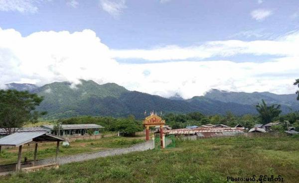 Photo by Mao Mong Jet / မိုင်းကျက်ရွာ