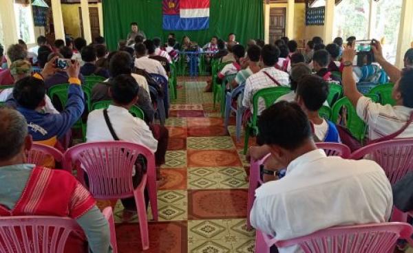 ဇန်နဝါရီ ၇ ရက်နေ့တွင် ပြုလုပ်ခဲ့သော ကေအဲန်ယူနှင့် ကျေးရွာအုပ်ချုပ်ရေးမှူးတို့ အစည်းအဝေး (Photo_KNU)