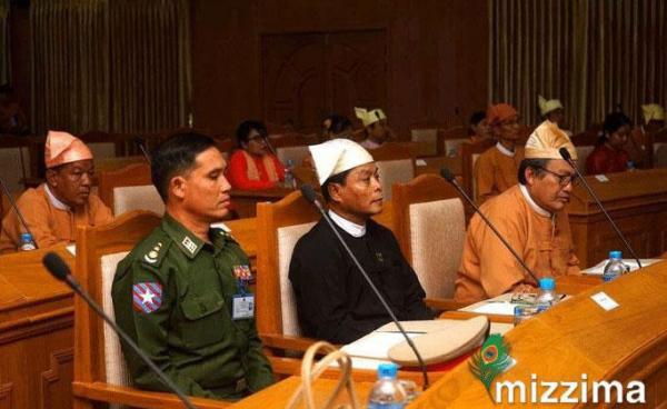 Newly appointed Mon State Border and Security Affairs Minister by Mon State Legislative Assembly, Col. Nay Htut Oo (Left). Photo: Mizzima