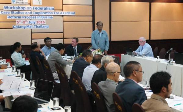 UNFC ဒု-ဥက္ကဌ နိုင်ဟံသာ Workshop တစ်ခုတွင် တက်ရောက်ဆွေးနွေးစဉ်(ENAC Burma)