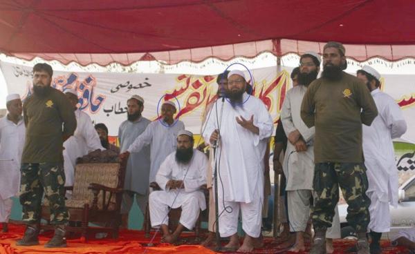 Hafiz Mohammed Syed (LeT, Pakistan) sharing the dais with Abdul Qudus Burmi (HuJI, Arakan) and other Rohingya leaders