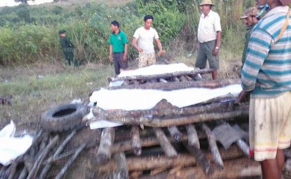 The funeral pyre for the two young victims. ( Sai Mon; Facebook)