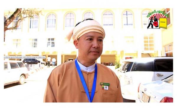 နန်းမိုဟွမ်လွှတ်မြောက်ရေးတောင်းဆိုဖို့ လွှတ်တော်ကိုယ်စားလှယ်များ၏လက်မှတ်များကောက်ခံတင်ပြသူ မိုင်းရှူးလွှတ်တော်အမတ် စိုင်းလင်းမြတ်