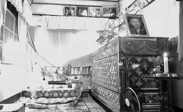 ကွယ်လွန်သူ စဝ်လျန်းမိဏ်း၏ဈာပန ပိန်းလုံမြို့ရှိနေအိမ်တွင်ပြုလုပ် (photo/Tangma mkn)