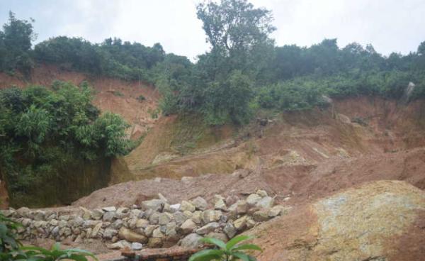 မြေတူးထားသည့်နေရာတစ်ခု(MNA)