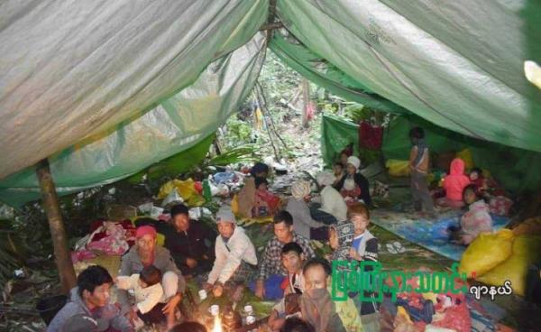 တောတောင်ထဲတွင် ထွက်ပြေးတိမ်းရှောင်နေရသည့် ဆွမ်ပီယန် ကျေးရွာအနီးတစ်ဝိုက်မှ ပြည်သူများ