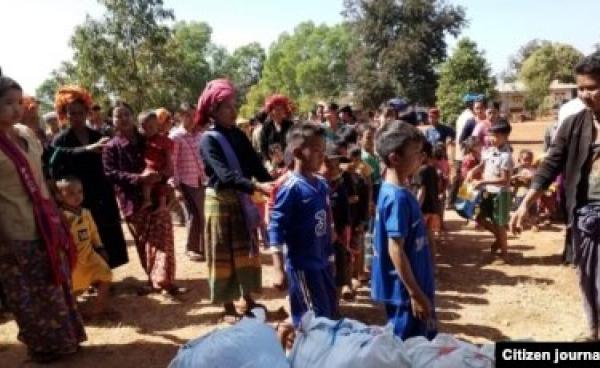 လွိုင်ကော်ဒေသခံ စစ်ဘေးရှောင်များ