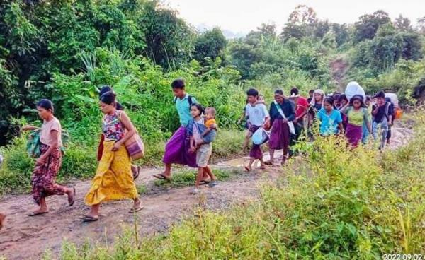 Some villagers in Chin State have fled to the Indian border in recent days. (Photo: Khine Murn Chun / Facebook)