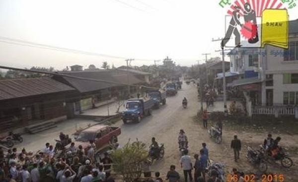Mining Company Trucks Being Blocked by Villagers in Namhkam Township on 26 February