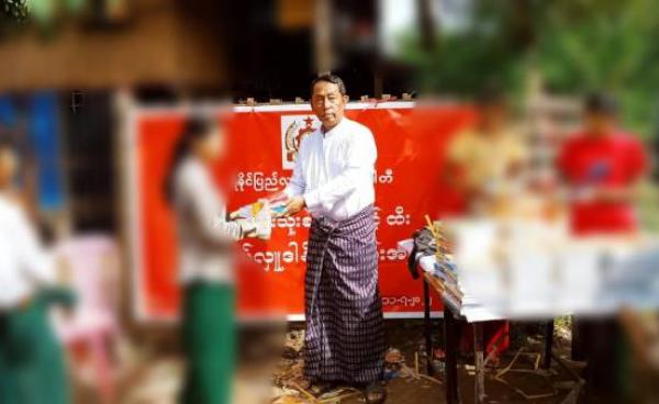 ALP ဒုဗိုလ်မှူးကြီး ခိုင်ပေါ်လင်းကို တွေ့ရစဉ်။ Photo- ALP စည်းရုံးရေးနှင့် ပြန်ကြားရေးဌာန FB Page