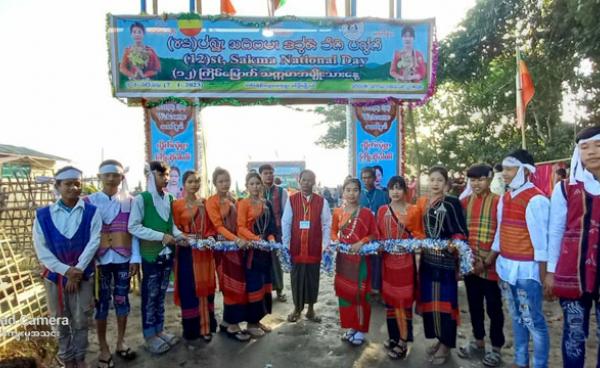 မင်းပြားမြို့နယ် လက်ပံကုန်းကျေးရွာတွင် ကျင်းပပြုလုပ်ခဲ့သည့် ဒိုင်းနက်အမျိုးသားနေ့ မြင်ကွင်းများ/ ဓာတ်ပုံ - ပေးပို့