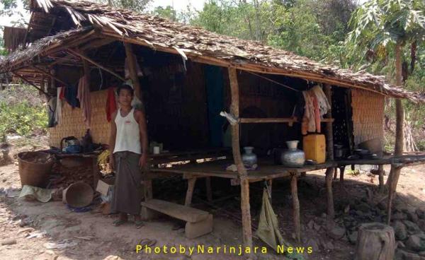  ပြောင်းရွှေ့ရန် ဖိအားပေးခံနေရသည့် အိမ်များ (photo- Narinjara) 