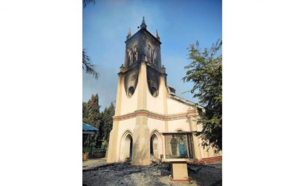 ဓာတ်ပုံ - People’s Defense Comrade