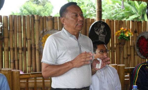 ဖယ်ခုံမြို့နယ် မြို့မရဲစခန်းမှ စခန်းမှူး ဒုရဲမှူးသိန်းဆွေမှ မူးယစ်ဆေးဝါးသုံးစွဲသူများပြားကြောင်း ရှင်းပြစဉ်