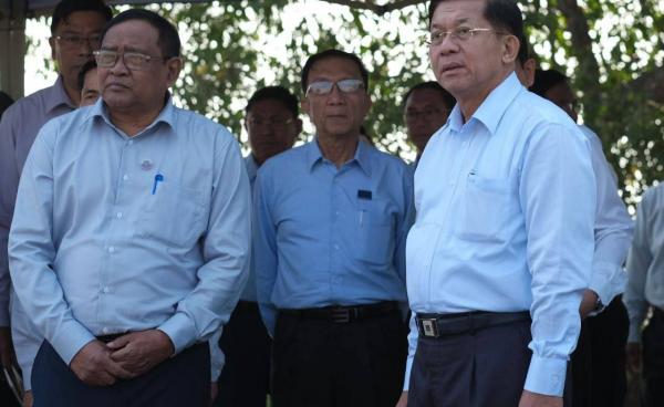 ဓာတ်ပုံ - ရခိုင်နေ့စဉ်။