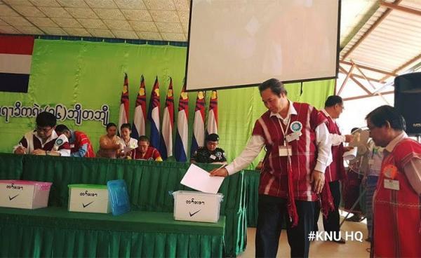 Delegates vote to elect a new leadership at the KNU Congress in Law Khee Ler, Kayin State, on 6 April 2017. (PHOTO: KNU)