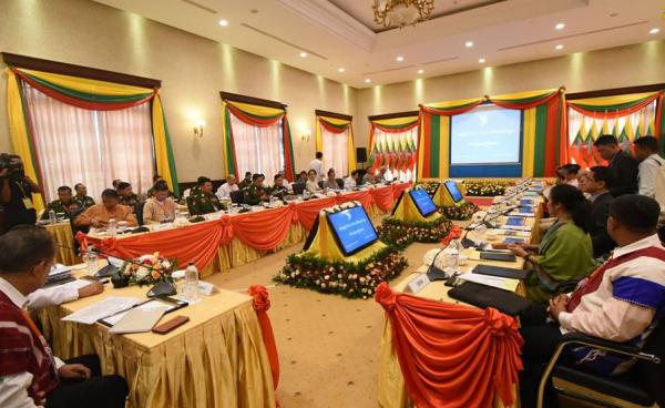 ၁၀+၁၀ ထိပ်သီးအစည်းအဝေး ဒုတိယနေ့မြင်ကွင်း(Myanmar State Counsellor Office)