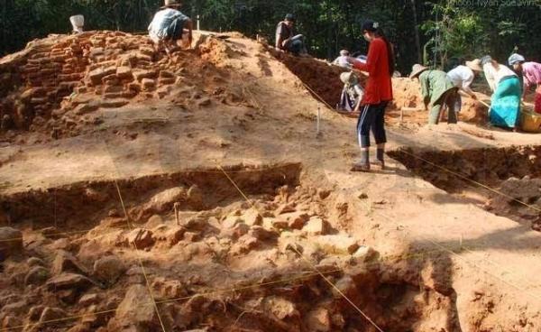 သုဝဏ္ဏဘူမိမြို့ဟောင်း တူးဖော်ခဲ့စဉ်(Internet)