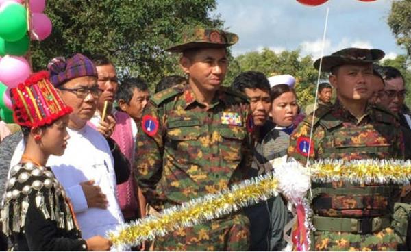 Col. Nay Lin Tun (center) by Kachin News Group