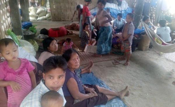 Refugees in Sapar Seik Village in Kyauktaw Township
