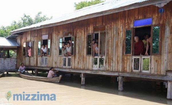 The flood victims in Pwint Phyu Township, Magway Region. Photo: Bo Bo/Mizzima