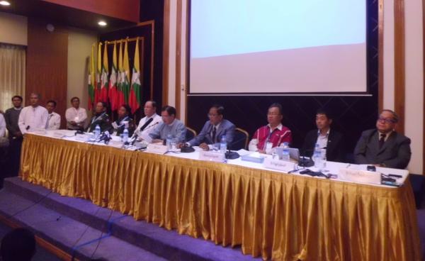 UPWC နှင့် NCCT တို့ရှင်းလင်းပြောကြားစဉ်(IMNA)