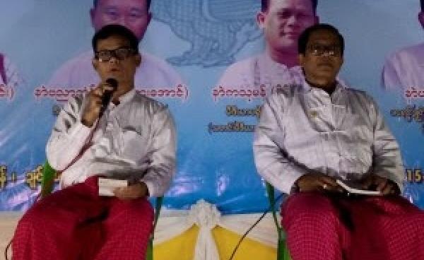 Nai Kasauh Mon (left) and Nai Hongsar (right)