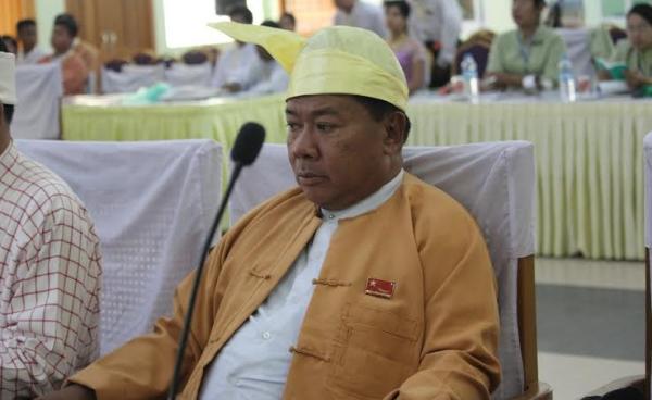 ပြည်နယ်လွှတ်တော်ကိုယ်စားလှယ် ဦးချစ်တင်(MNA)