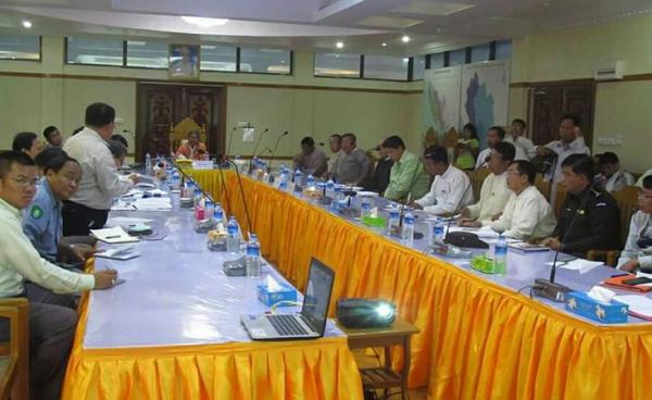 ရခိုင်ပြည်နယ်ဆိုင်ရာ အကြံပြုချက်များအပေါ် အကောင်အထည်ဖော်ဆောင်ရွက်ရေးကော်မတီ လုပ်ငန်းညှိနှိုင်းအစည်းအဝေးပြုလုပ်။ ဓာတ်ပုံ-ဦးညီပု