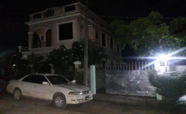 လက်လုပ်မိုင်းပေါက်ကွဲမှုဖြစ်ပွားခဲ့သည့်နေအိမ် (Eleven Media Group)