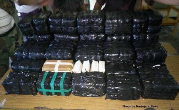 ယခု ဓာတ်ပုံမှာ စစ်တွေဆိပ်ကမ်းတွင် ဇွန်လ ၂၈ ရက်နေ့က ဖမ်းဆီးရမိသော မူးယစ်ဆေးဝါး ယာဘားများ ဖြစ်ကြပါသည်။