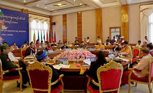Myanmar ethnic armed group leaders during a meeting at the headquarters of United Wa State Army (UWSA) in Panghsang 01 May 2015. Photo: EPA