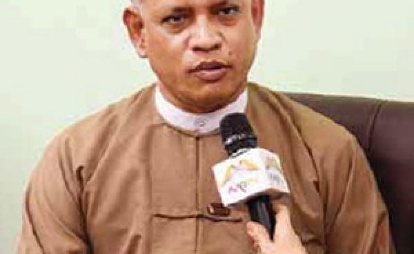 ဓါတ်ပုံ-MIC အတွင်းရေးမှူး ဦးအောင်နိုင်ဦး။ photo - The Mirror