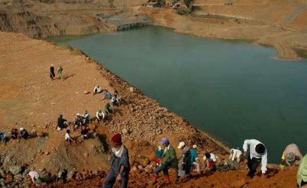 Workers in a jade mining area in Hpakant, Kachin State.