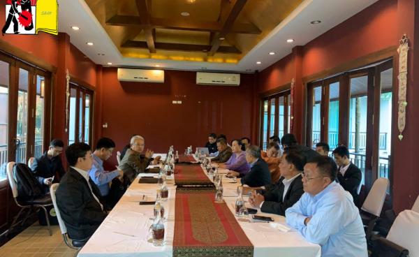 Photo SHAN-အစိုးရ၏ ငြိမ်းချမ်းရေးကိုယ်စားလှယ်များနှင့် NCA ထိုး တိုင်းရင်းသား ၁၀ ဖွဲ့ကိုယ်စားလှယ်များ နို၀င်ဘာလ ၂၀ ရက် ၂၀၁၉ ထိုင်းနိုင်ငံချင်းမိုင်မြို့တွင်တွေ့ဆုံဆွေးနွေးကြစဉ်