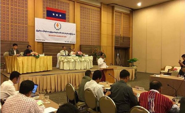 UNFC ဒုတိယအကြိမ်ညီလာခံ၌ နိုင်ဟံသာမိန့်ခွန်းပြောကြားခဲ့စဉ်(Internet)