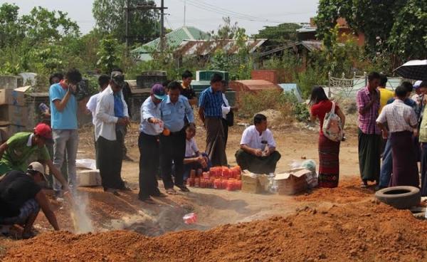 သက်တမ်းလွန်ခွင့်ပြုချက်မဲ့ ဆေးဝါးနှင့်စားသုံးကုန်များ(MNA)