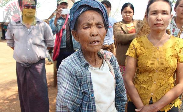 Farmers Complain about the Confiscation of Their Land