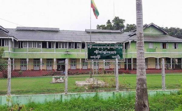 သထုံခရိုင် အုပ်ချုပ်ရေးမှူးရုံး(photo: Internet)