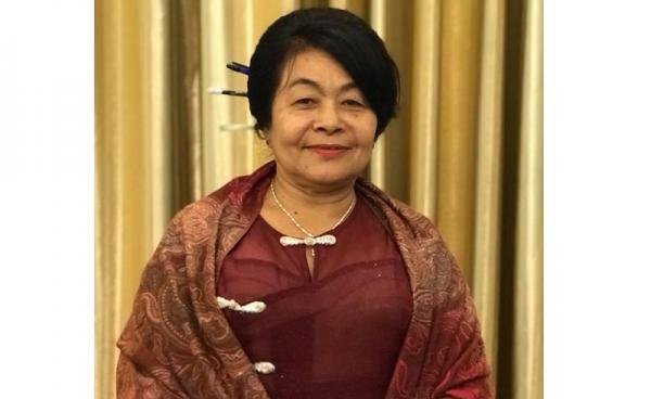 မွန်ပြည်နယ်လုံးဆိုင်ရာအမျိုးသမီးများနှင့် ကလေးသူငယ်များ စွမ်းရည်မြှင့်တင်ရေးရှေ့ဆောင်အဖွဲ့ ဥက္ကဌဒေါ်ခင်သန်းထွေ