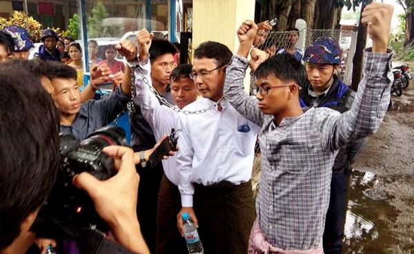 Photo: Three journalists who were arrested in conflict-ridden northern Shan State last month seen at a court on 21 June, 2017. Photo: Ko Myint Thein (Thibaw)