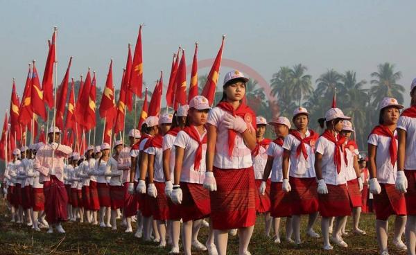 Mon youths march at the fourth Mon Youth Day celebration event (Photo: MNA)